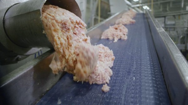 VOICI COMMENT SONT FAIT LES NUGGETS DE MCDONALD’S