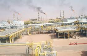 Algérie: le pays perd 50 millions de dollars par jour
