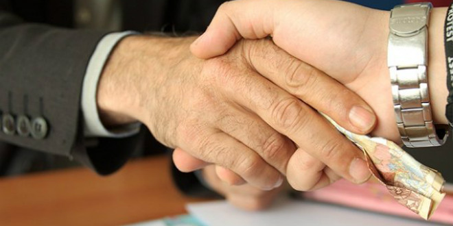 Un commissaire de police impliqué dans un scandale de corruption au Maroc