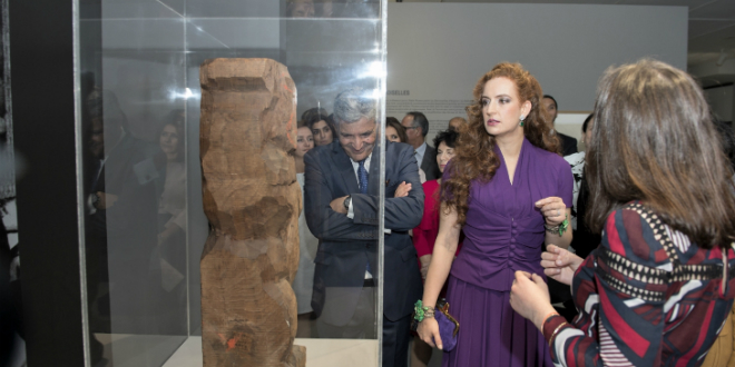 Avec Lalla Salma, Brigitte Macron visite l’exposition « Face à Picasso »