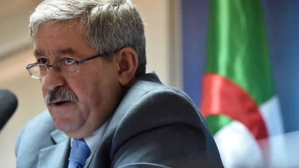 En Algérie, des responsables politiques et un nouvel industriel ont été présentés à la justice