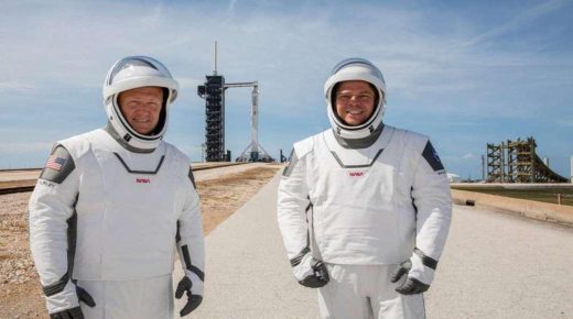 Un vaisseau spatial SpaceX décolle en orbite avec 2 Américains