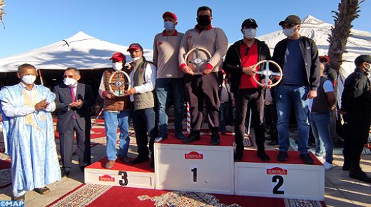 Dakhla: Remise de trophées aux vainqueurs du « Grand Prix International » des voitures classiques