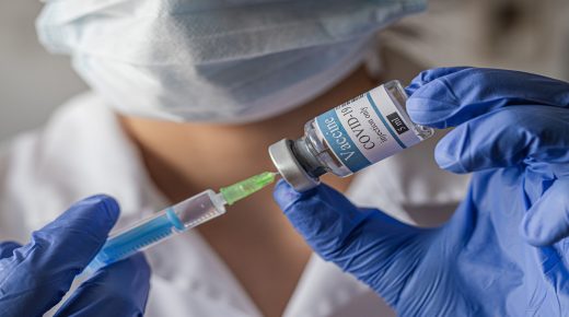 Errachidia : le personnel de l’enseignement reçoit la première dose du vaccin anti-Covid-19
