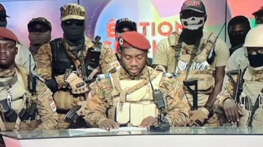 Capitaine Ibrahim Traoré à RFI : « Les assises vont désigner un président de la transition » au Burkina Faso
