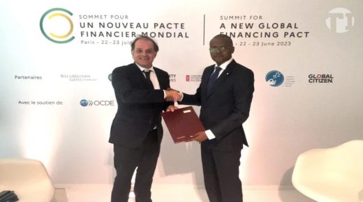 Tchad-France : Signature d’un accord de prêt de 32 millions € pour la réhabilitation de l’aéroport de N’Djamena